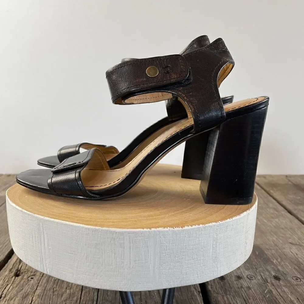 Nine West Chunky Heeled Leather Sandals Size 7.5M EUC